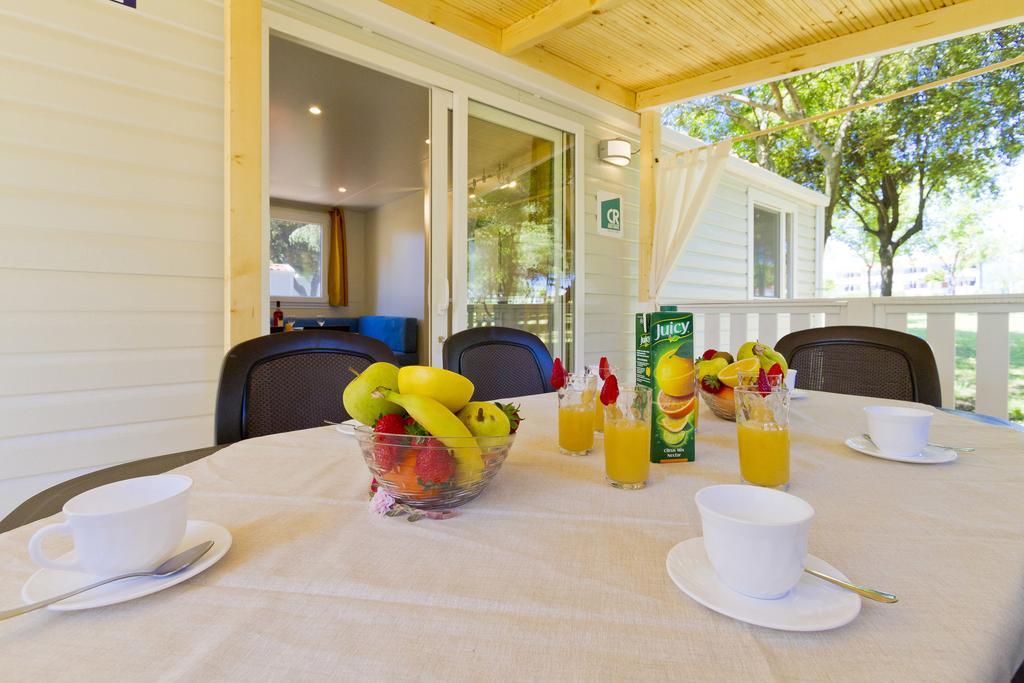 Quality Mobile Homes In Camping Kazela Medulin Ngoại thất bức ảnh